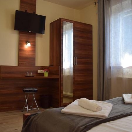La Mia Casa Vendeghaz Hotel Kaposvár Buitenkant foto